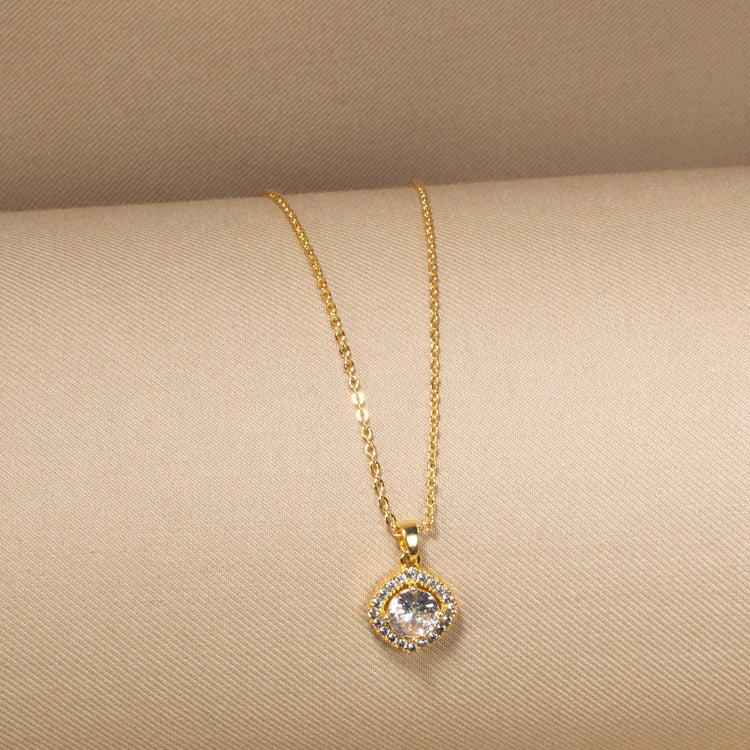 Hazel Pendant Set with Ring