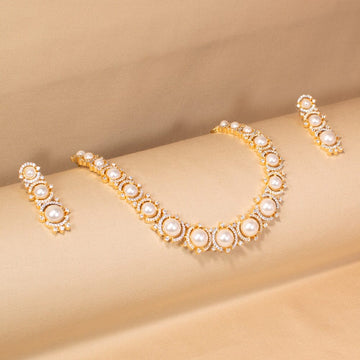 Iselda Pearl Necklace Set - Pratha Collection
