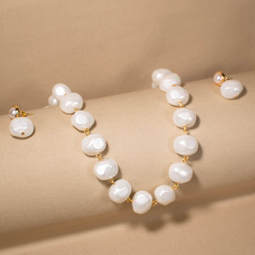 Ivory Dream Statement Necklace Set
