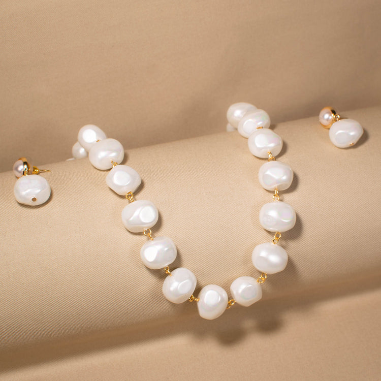 Ivory Dream Statement Necklace Set