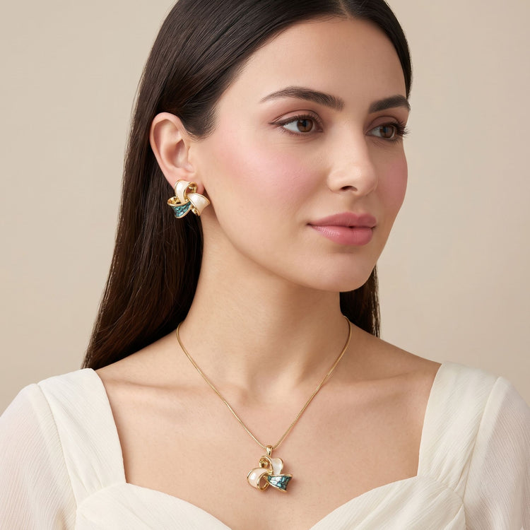 Ivory Swirl Blossom Set