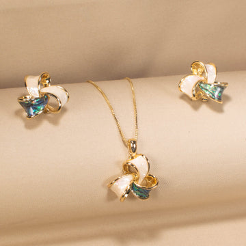 Ivory Swirl Blossom Set