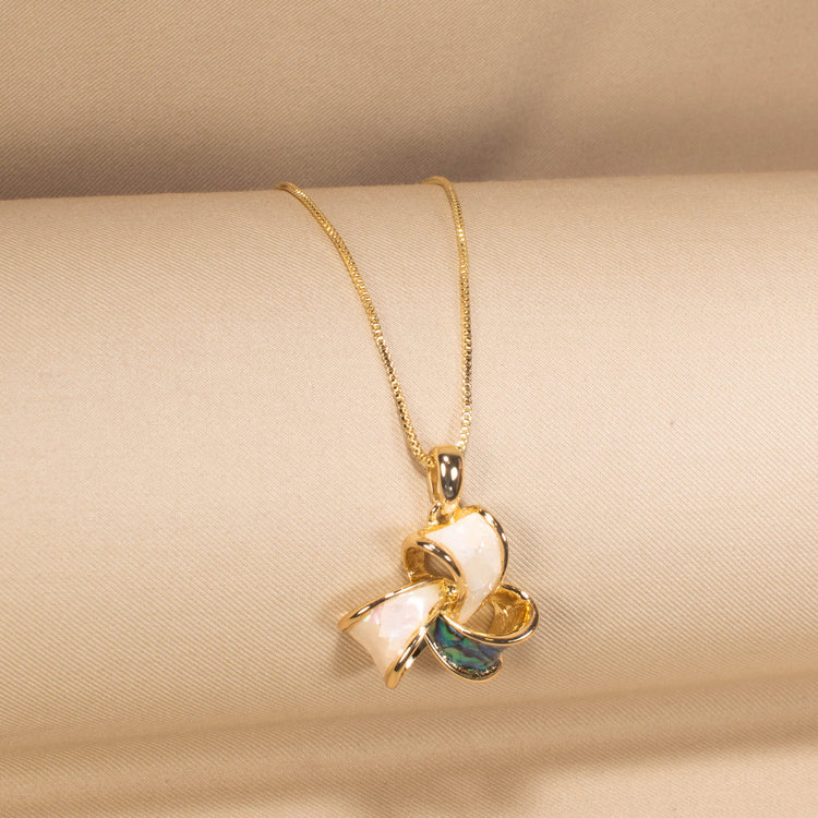 Ivory Swirl Blossom Set