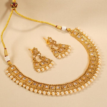 Jeevisha Traditional Necklace Set