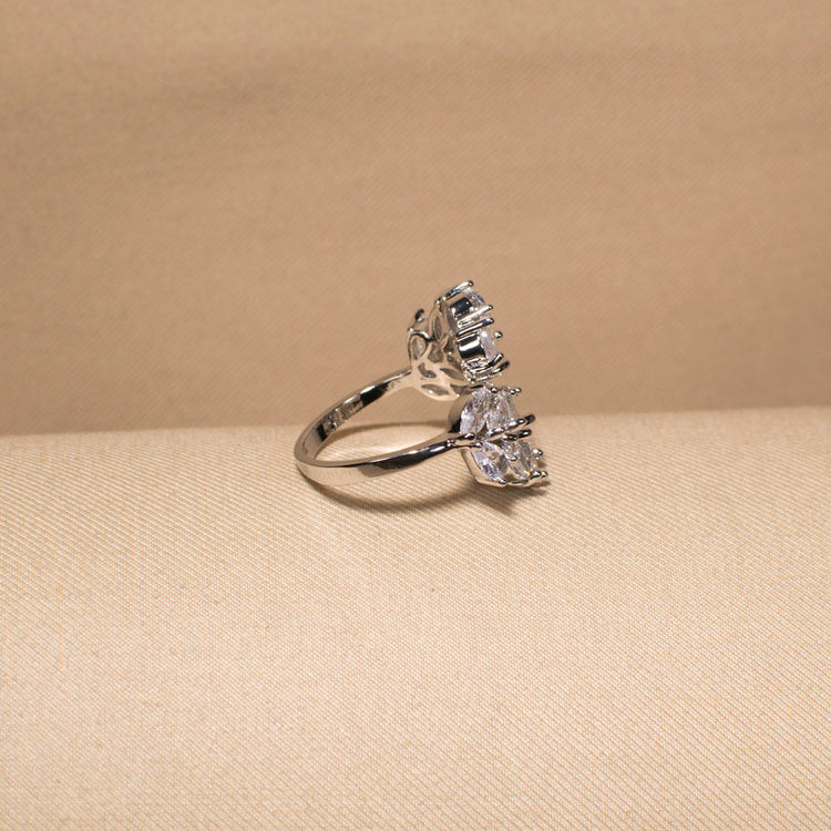 Laurel Crown Ring