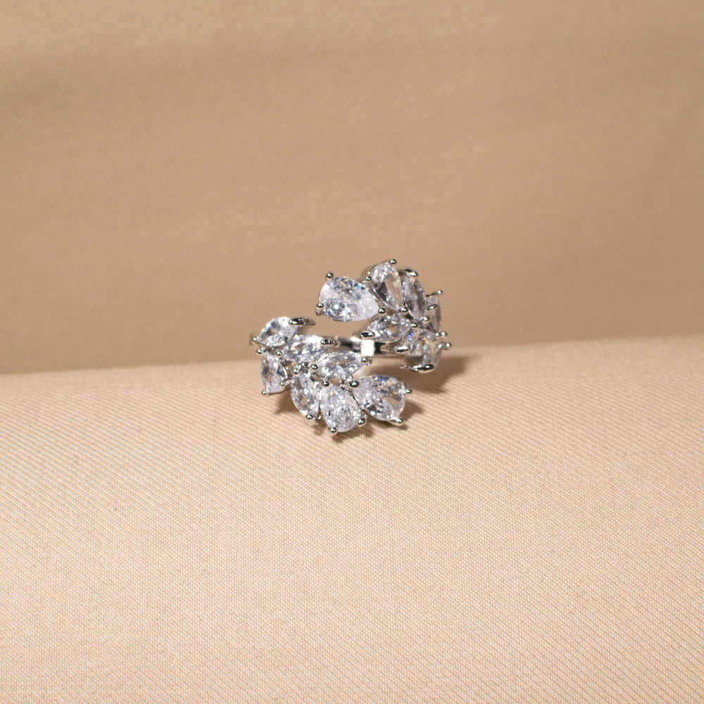 Laurel Crown Ring