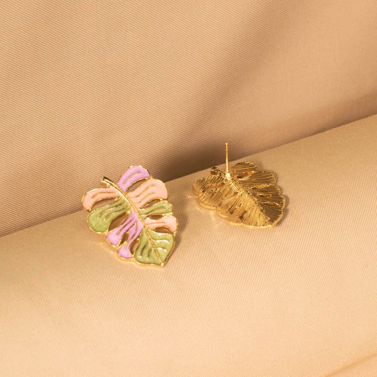 Leafy Loom Studs - Pink - Nature Collection