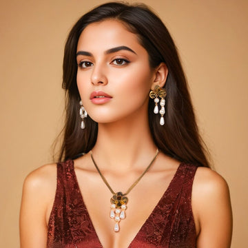 Lila Pendant Set  - Edgy Collection