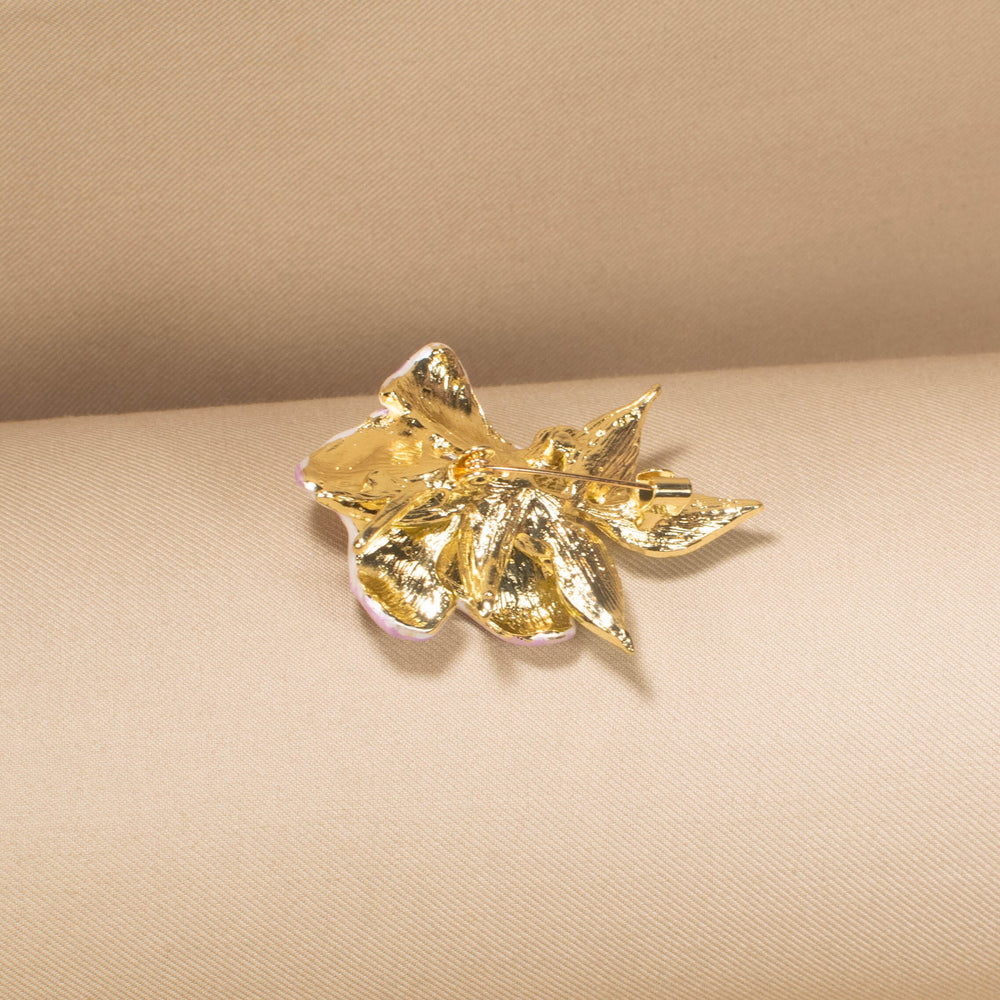 Lilac Grace Pearl Brooch