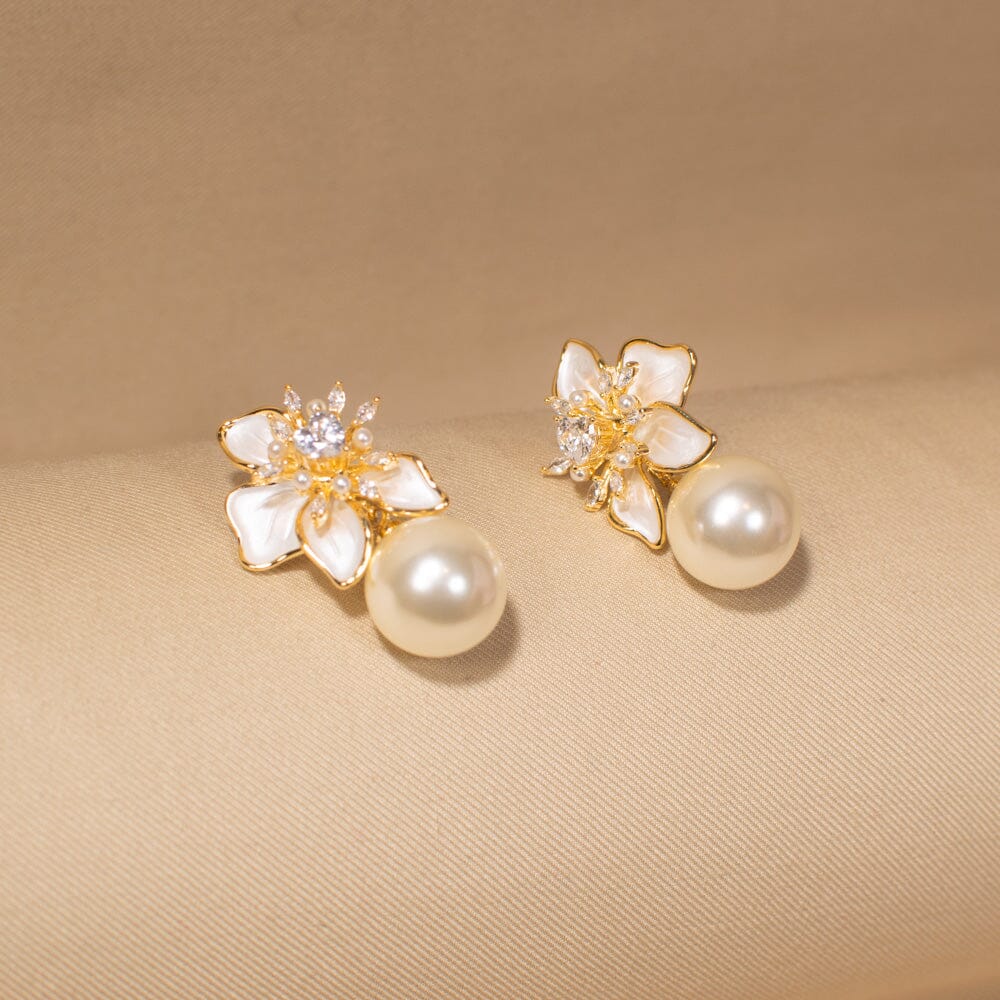Lily Pearl Earrings - Nature Collection