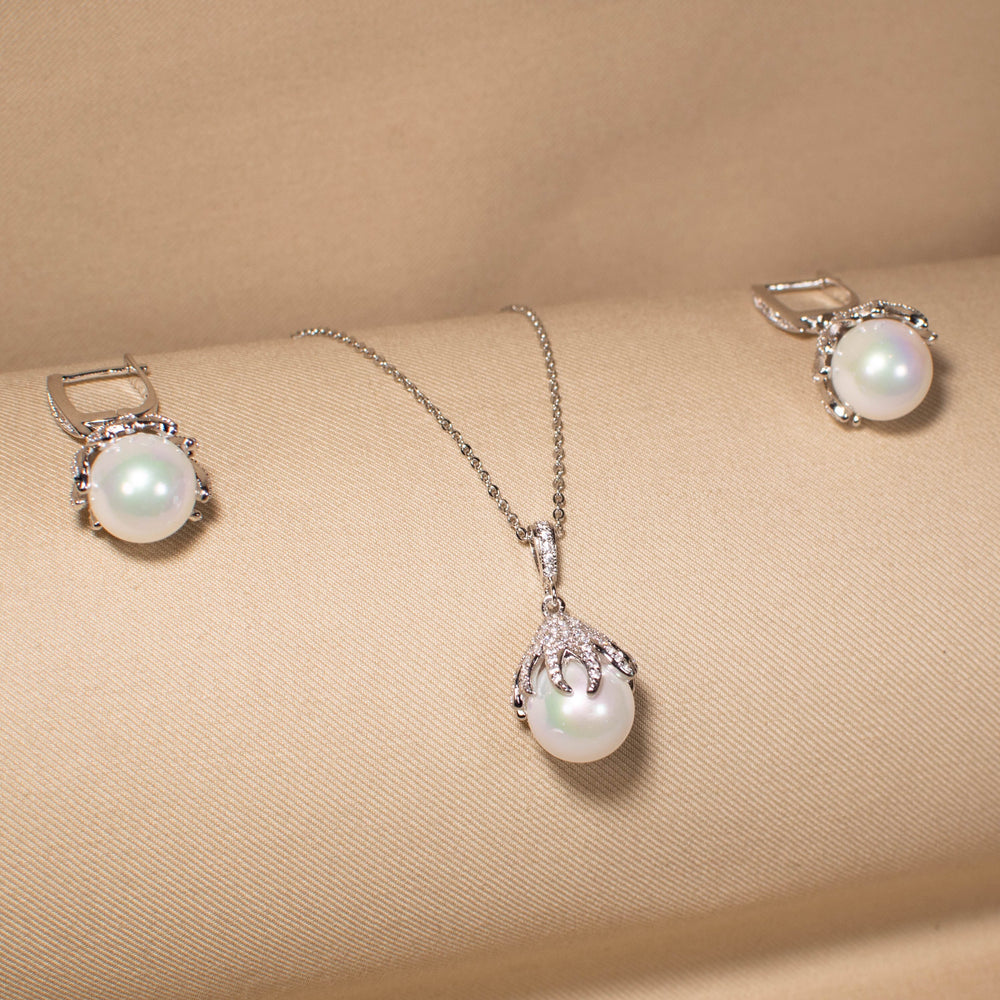Luminous Pearl Drop Pendant Set