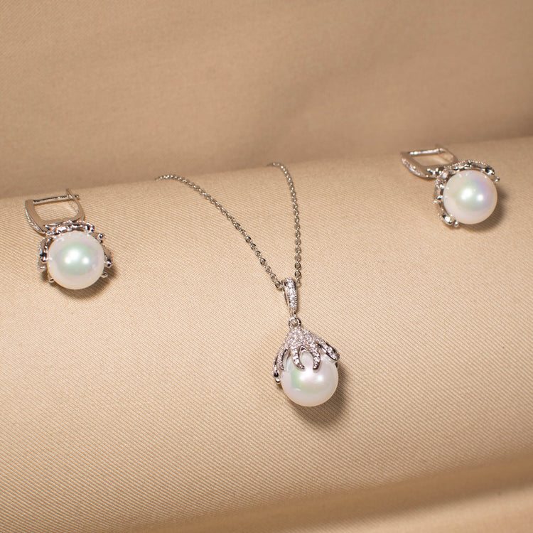 Luminous Pearl Drop Pendant Set