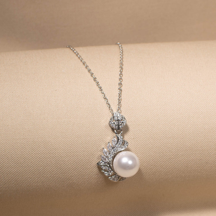 Lunar Grace Pendant Set
