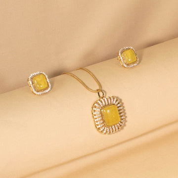 Mausami Pendant Set - Pratha Collection