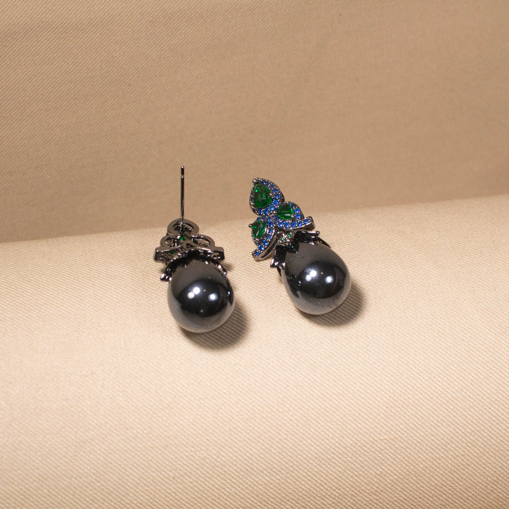 Midnight Monarch Pearl Drops