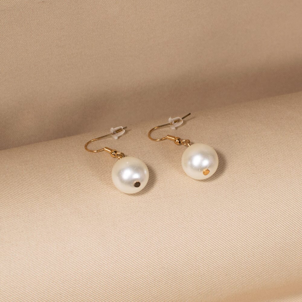 Modern Opera Pearl Necklace Set