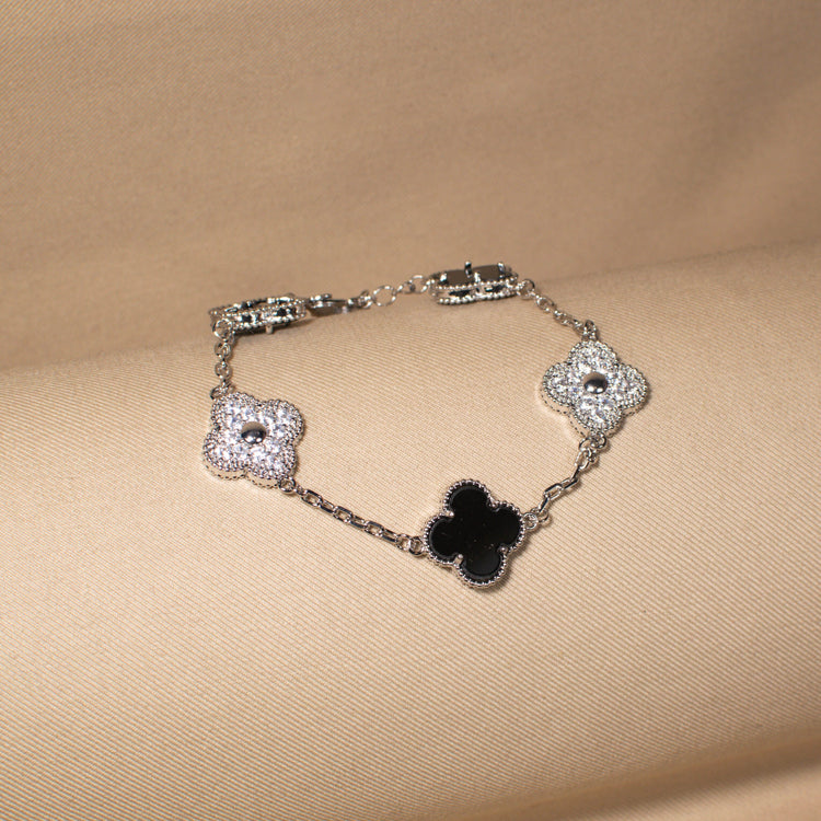 Noir Clover Bracelet