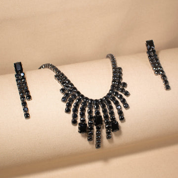 Noir Fringe Statement Necklace Set