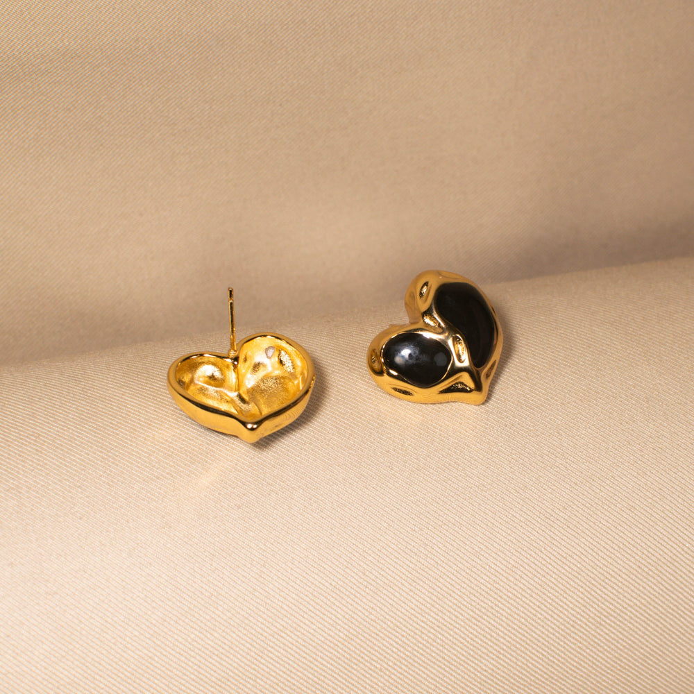 Noir Romance Studs