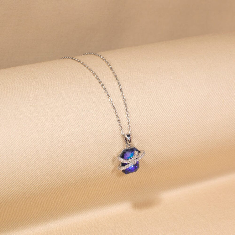 Noira Pendant Set - Edgy Collection