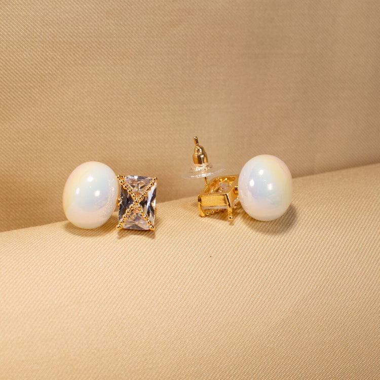 Noori Pearl Studs