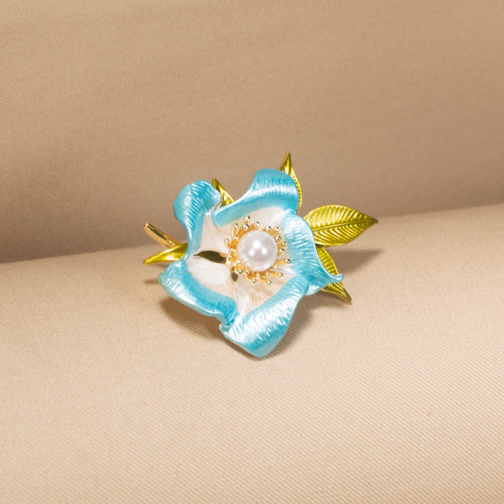 Ocean Grace Pearl Brooch