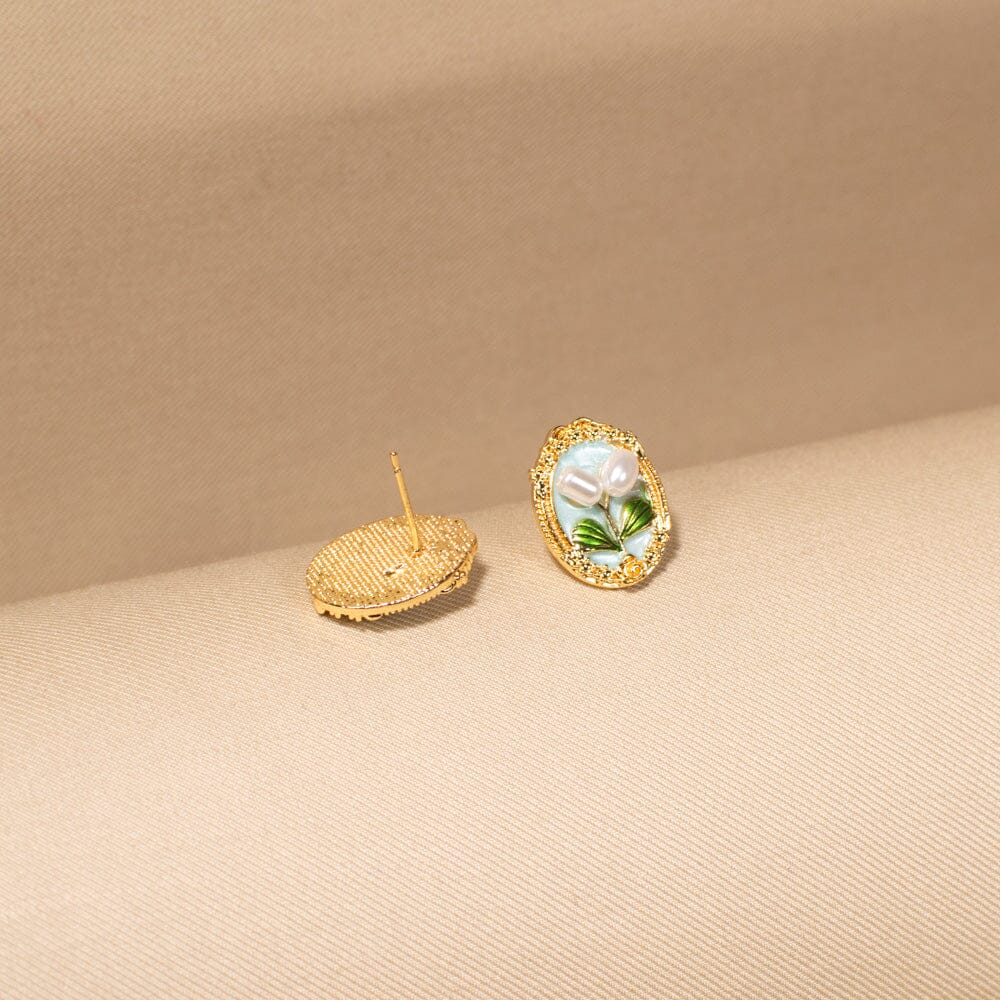 Orla Studs - Nature Collection