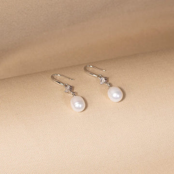 Paloma Earrings - Freshwater Pearl Collection