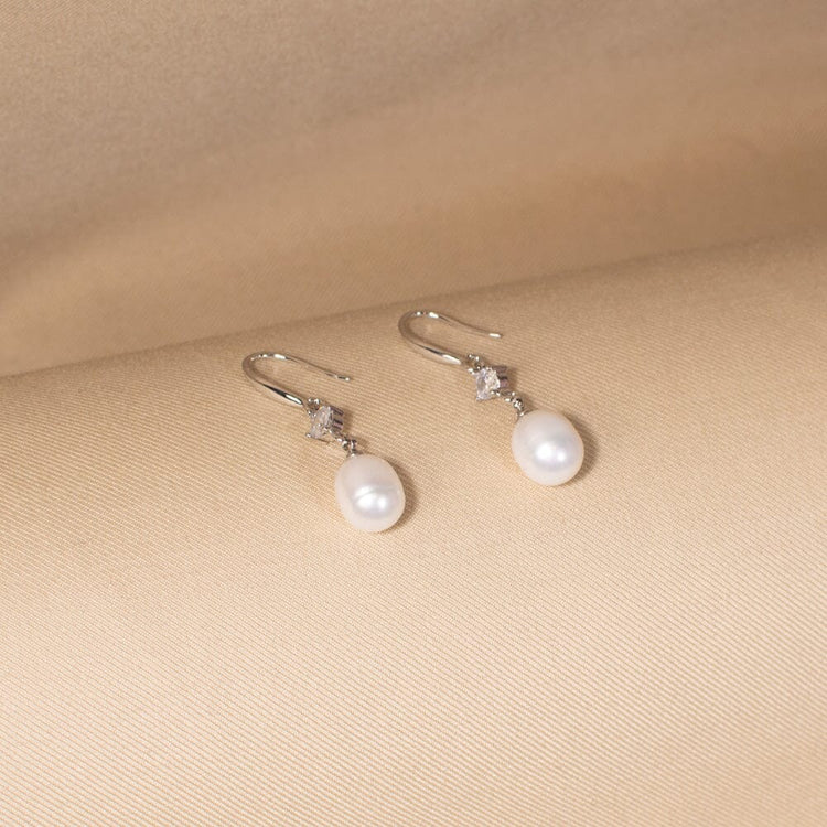 Paloma Earrings - Freshwater Pearl Collection