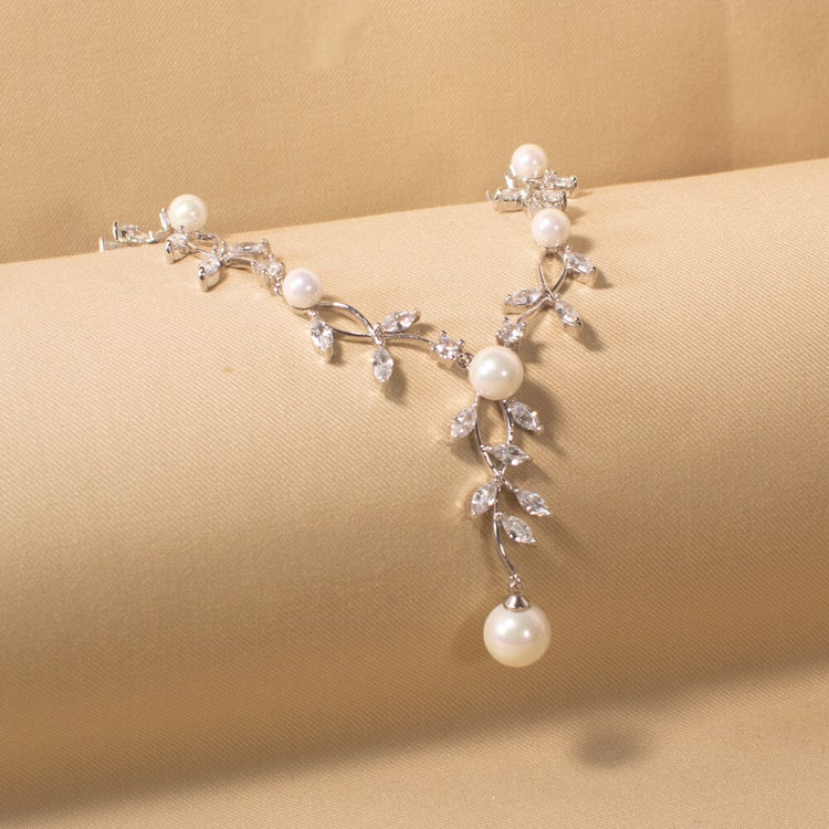Pearl Tendrils Necklace Set