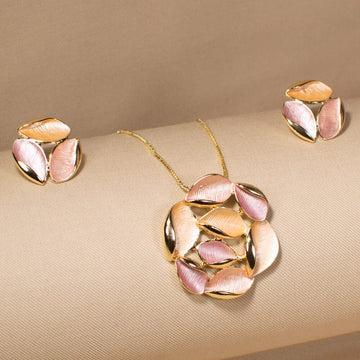 Peony Blush Pendant Set
