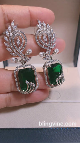 Emerald Green Earrings BV Live 1104