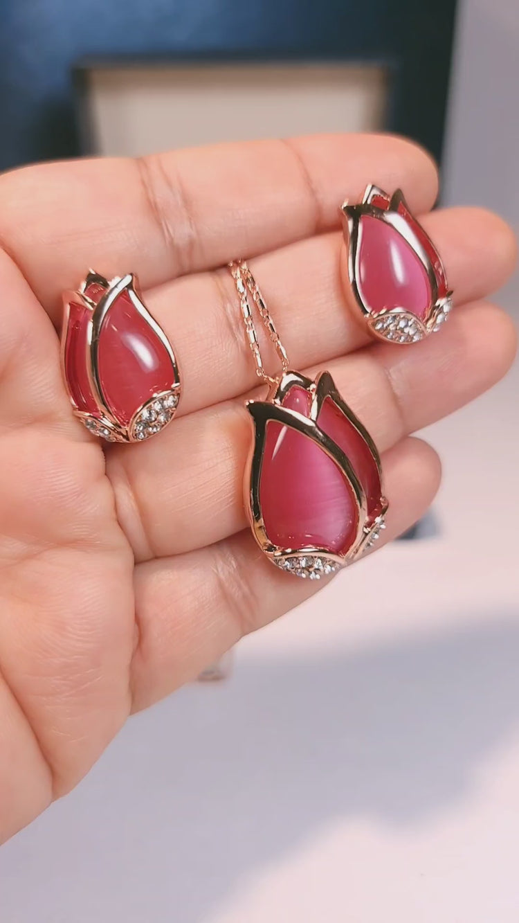 Tulips Pendant Set