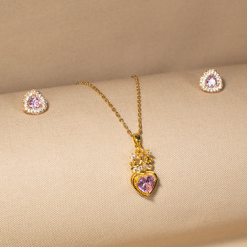 Queen of Hearts Pendant Set
