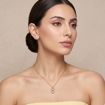 Queen of Hearts Pendant Set