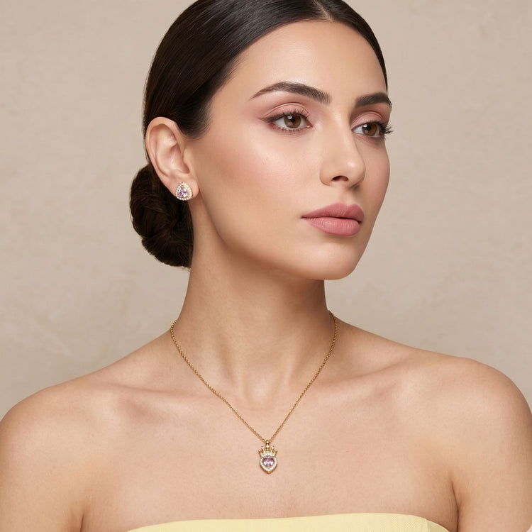 Queen of Hearts Pendant Set