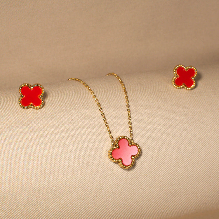 Radiant Red Clover Pendant Set