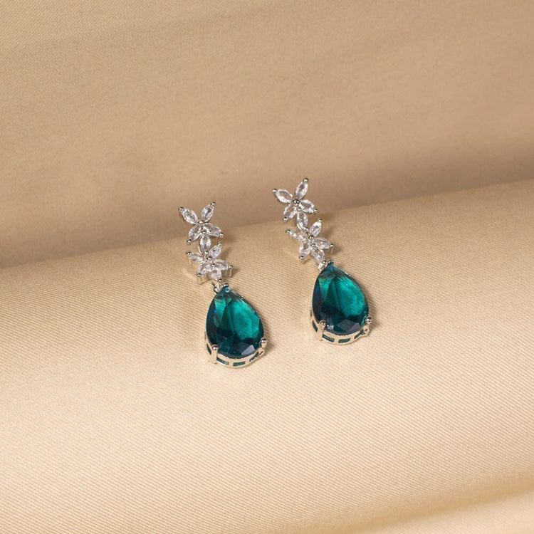 Regal Splendor Necklace Set