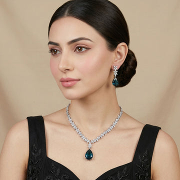 Regal Splendor Necklace Set