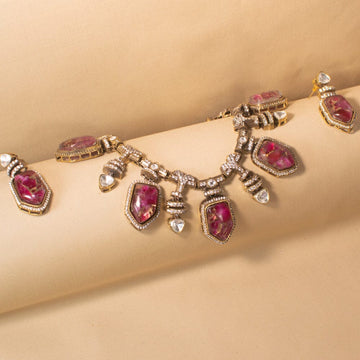Reshma Gulabi Neclace Set