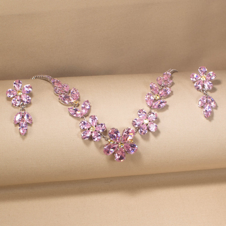Rose Garden Bloom Necklace Set