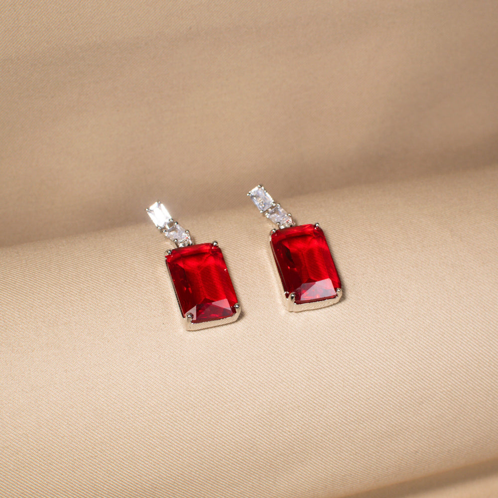 Roselle Spark Necklace Set