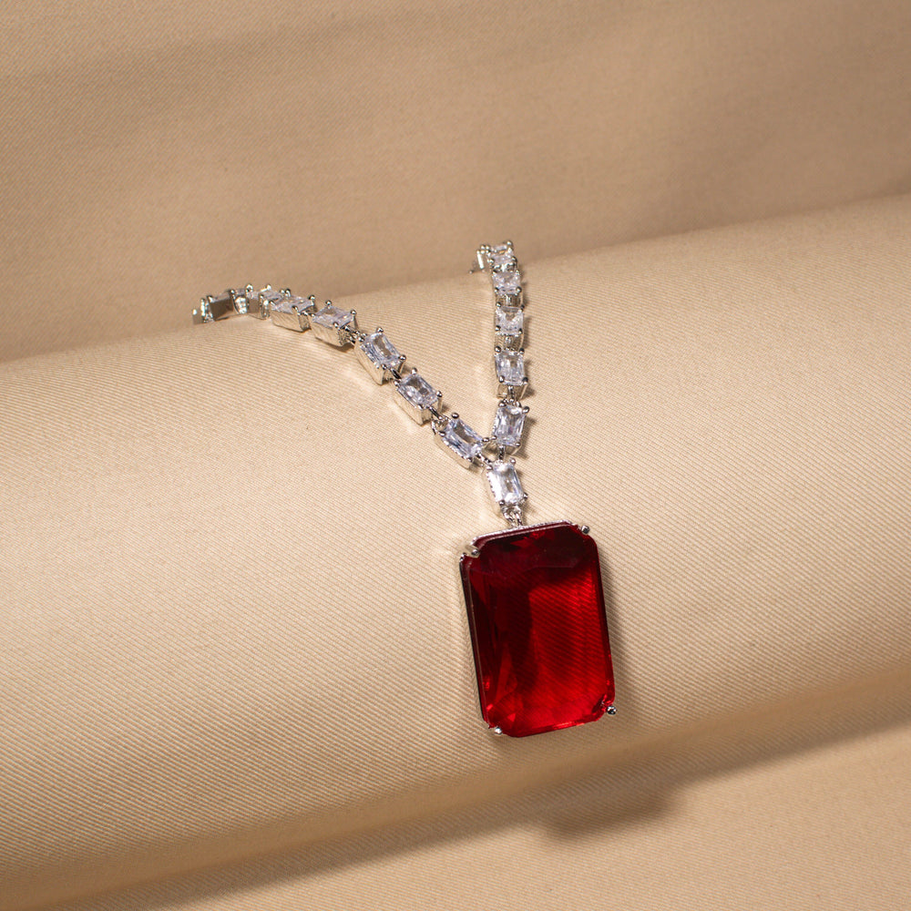 Roselle Spark Necklace Set
