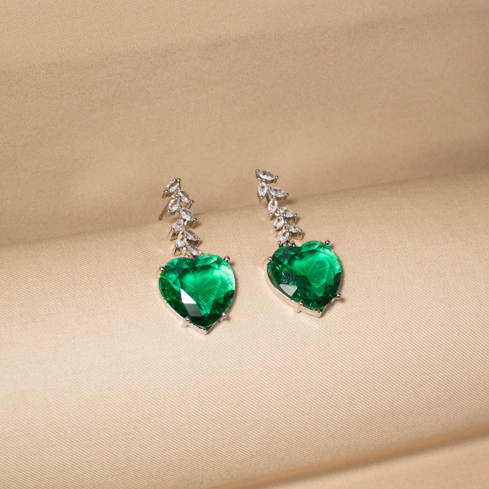 Sacred Heart Emerald Necklace Set