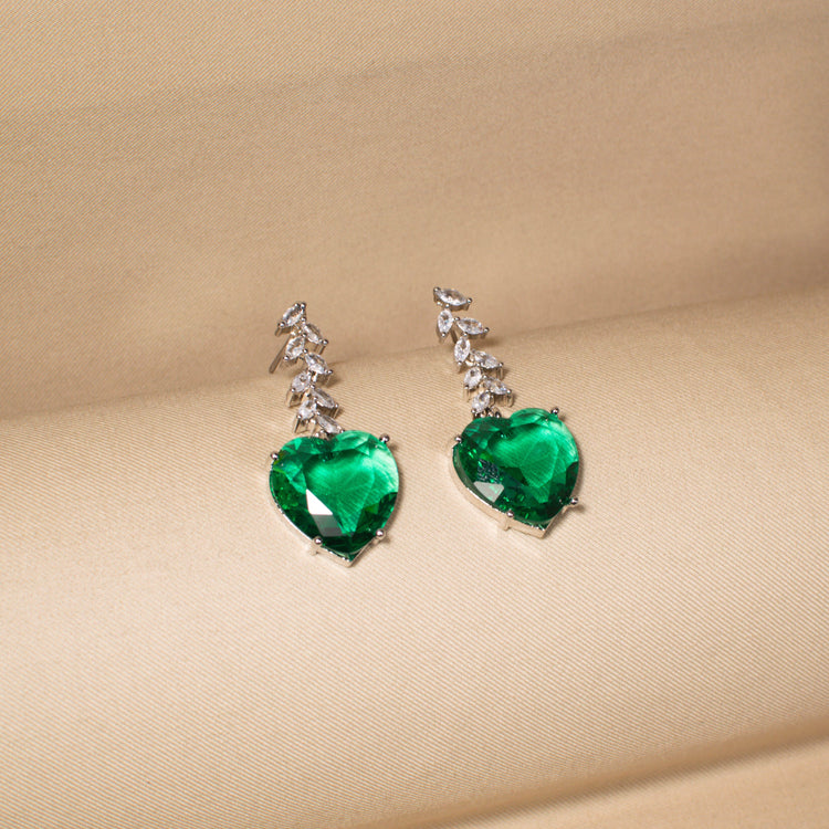 Sacred Heart Emerald Necklace Set