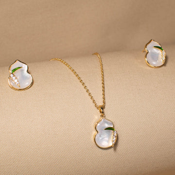 Serene Flora Pendant Set