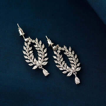 Shamla Crystal Dangle Earrings - Blingvine