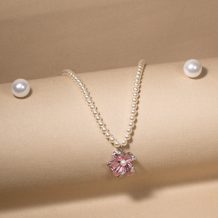 Soft Bloom Pearl Necklace Set