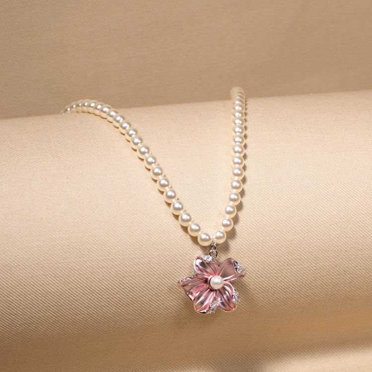 Soft Bloom Pearl Necklace Set