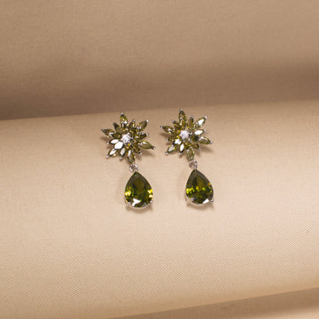Stellar Dew Earrings - Green